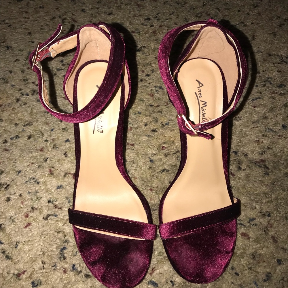 red velvet heels